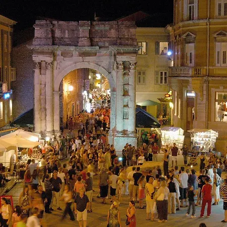 Hrga Apartman Pula